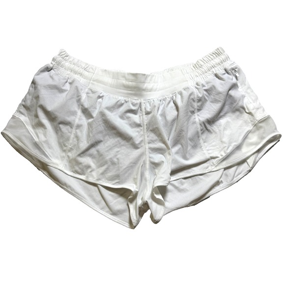 Lululemon woman's white Hottie Hot shorts 2" inseam lined activewearSize 14 NWOT - Picture 1 of 6